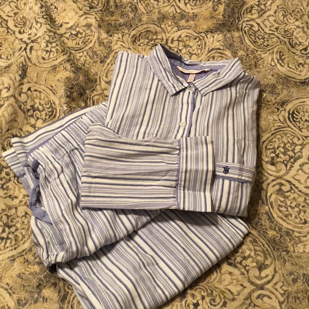 Victoria’s Secret 2 piece pajamas